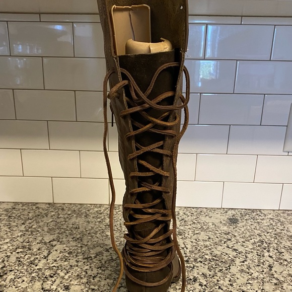 **SOLD**Freebird leather coal boots lace up - Picture 5 of 12